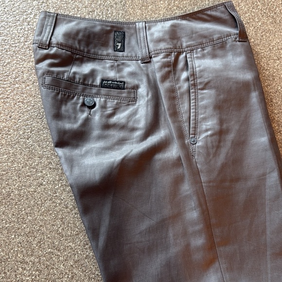Trouser - Picture 2 of 3